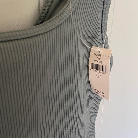 NWT Offline by Aerie Workout Top - Picture 2 of 6